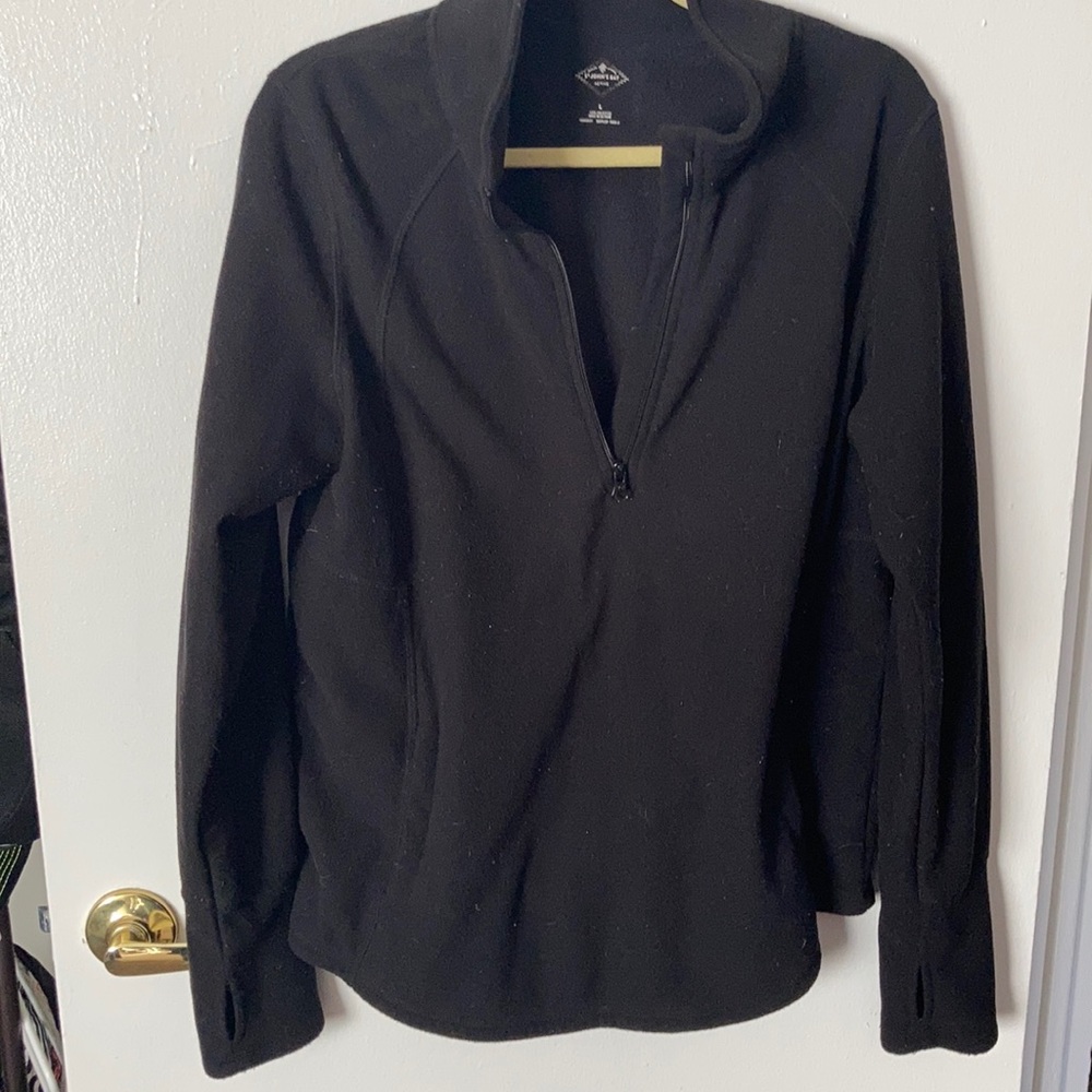 Black Pullover Sweatshirt